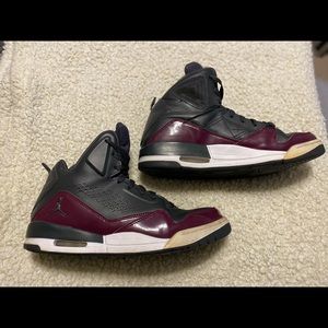 Black and purple Jordan Flights